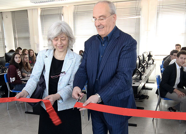 THE INAUGURATION OF ITALIAONLINE COMPUTER LAB IN A MILAN HIGH SCHOOL