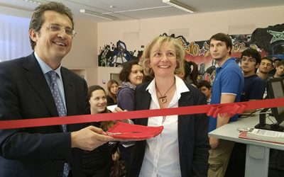 “Regali di classe”, inaugurata l’aula informatica del Virgilio a Roma